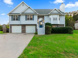 32 Meadowbridge Dr, Cartersville, GA 30120