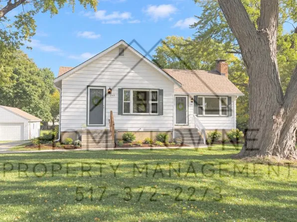 740 Clark Rd, Lansing, MI 48917
