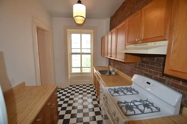 Rented by Citi Habitats | media 13