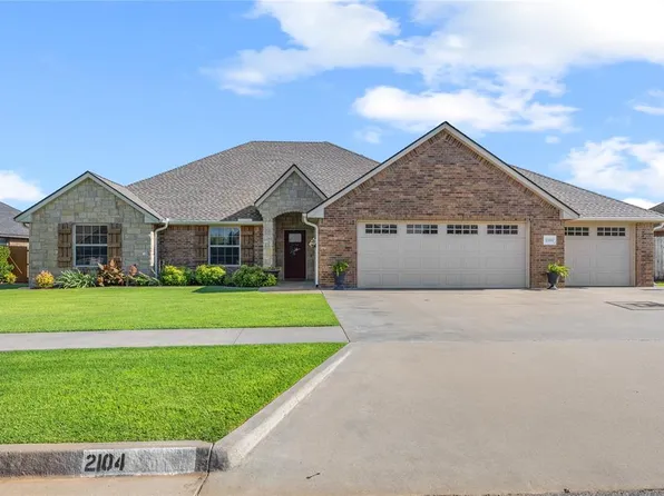 2104 Stratta Dr, Weatherford, OK 73096