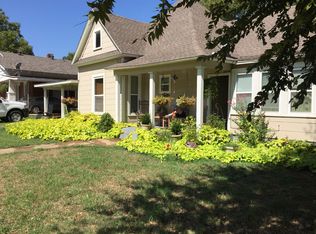 404 College St, Cleburne, TX 76033