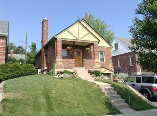 8319 Roland Ave, Cincinnati, OH 45216