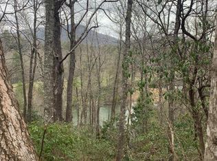 18 Old Still Rd, Sapphire, NC 28774