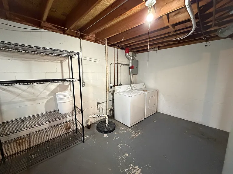 Washing / dryer included but won't be replaced if they stop working