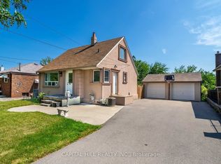 1223B Pharmacy Ave, Toronto, ON M1R2H8