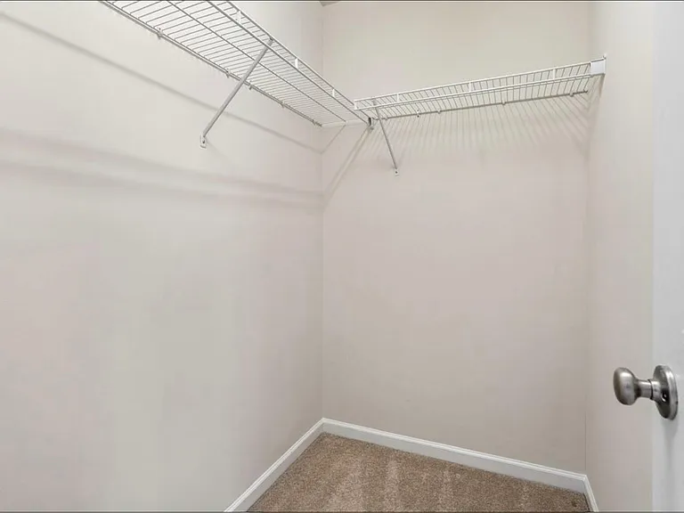 305 Anterbury Dr — Photo 21
