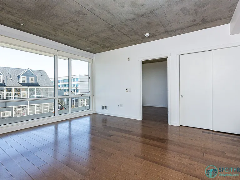 45 Bartlett St #413 — Photo 4