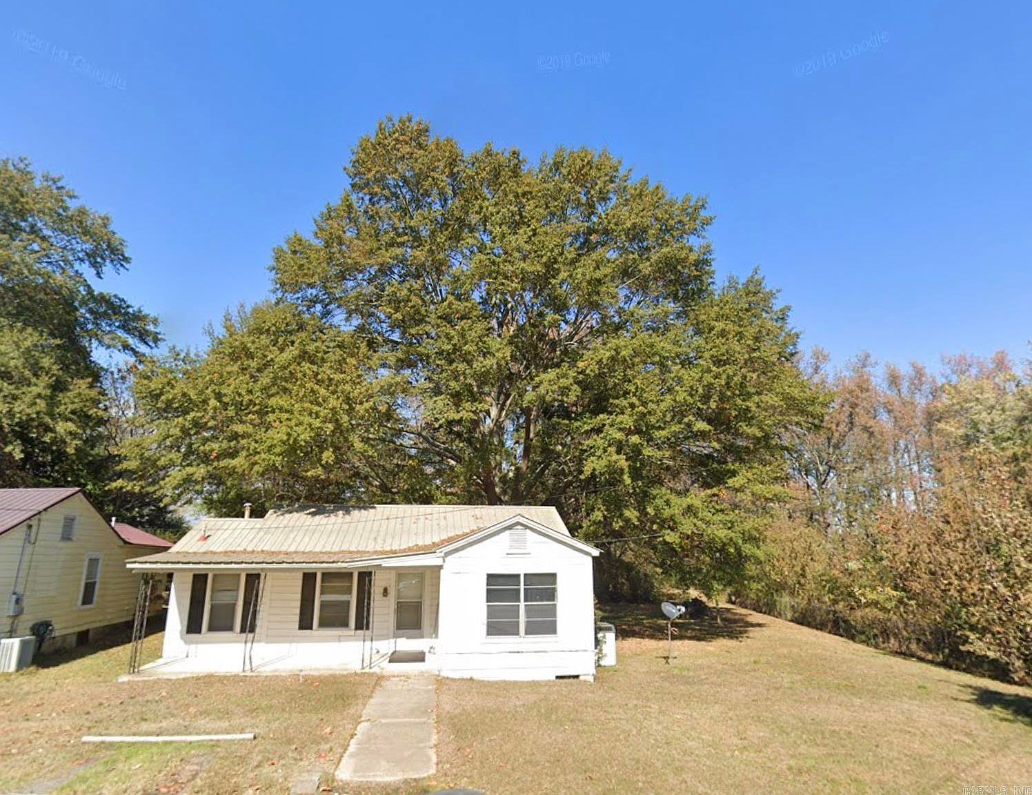 211 E Arkansas St, Star City, AR 71667 Zillow