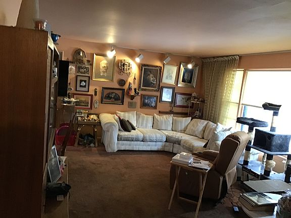 4th image of 8454 Monticello Ave
