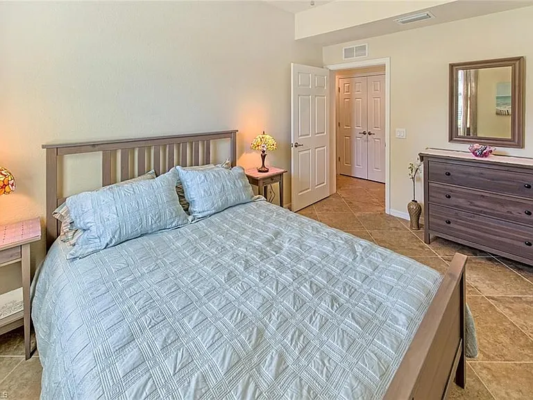 9126 Napoli Ct #101 — Photo 17