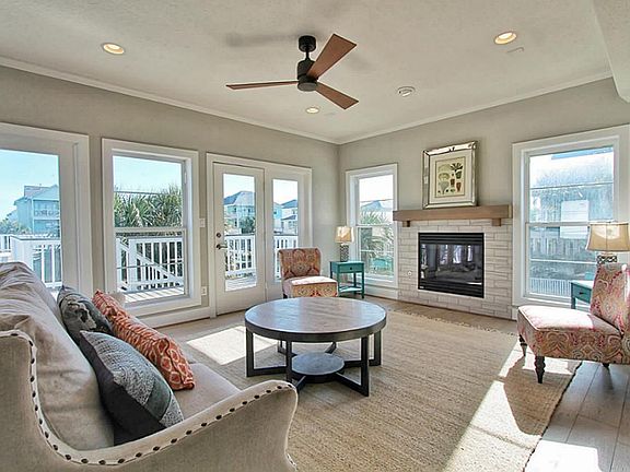 4th image of 3531 Cove Ln