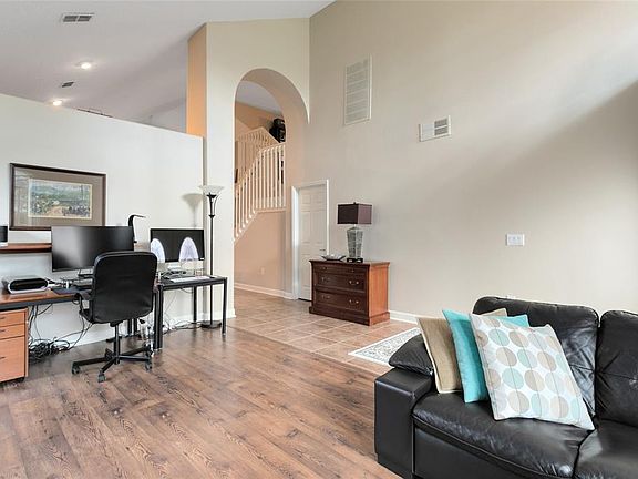 4th image of 1937 Willow Wood Dr