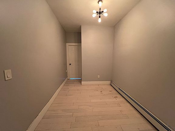 4th image of 164 Delaware Ave #2LL