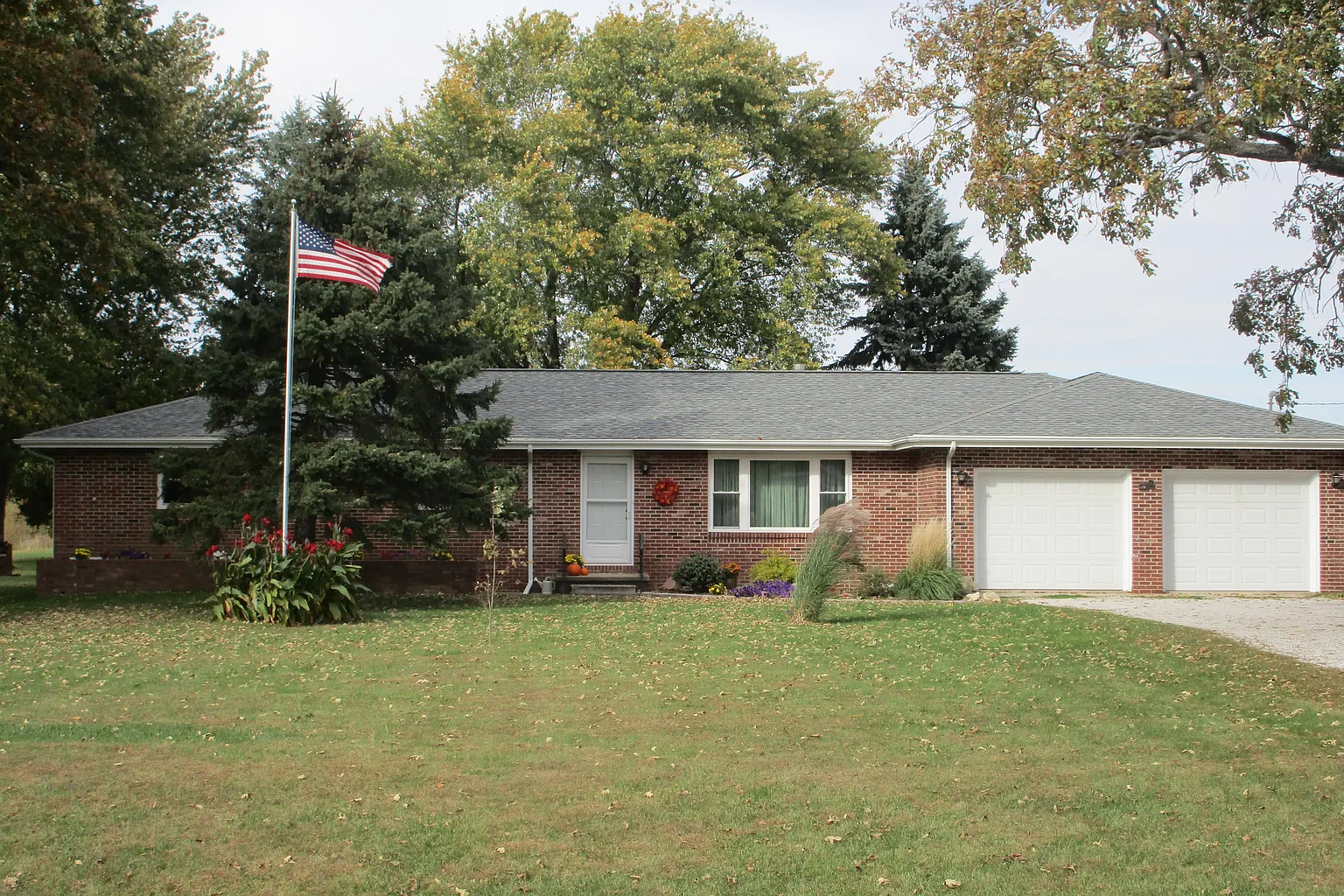 4589 Us Route 136 photo 1