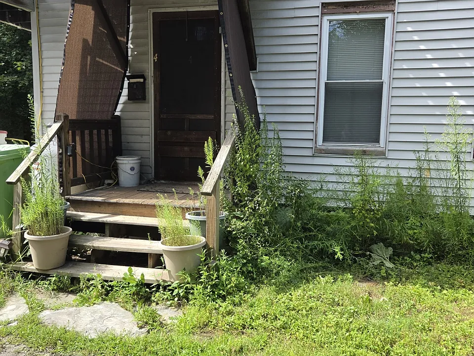 10 Vine St #4