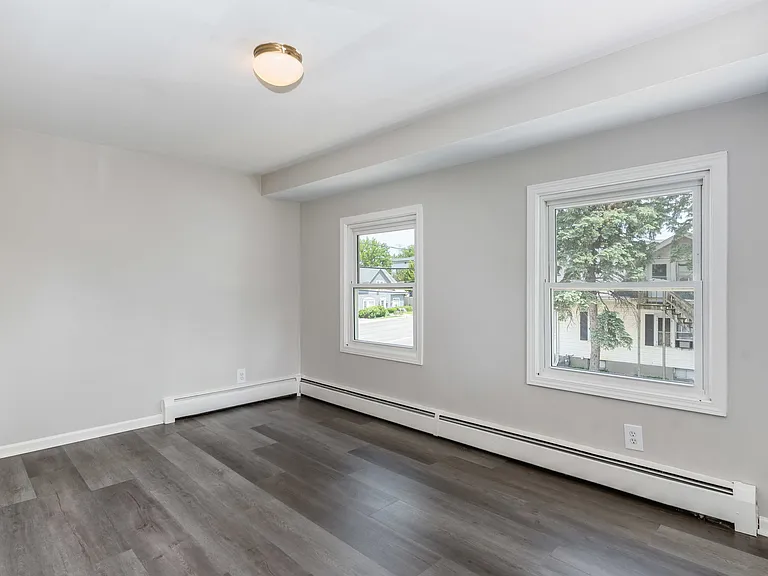 3 E Main St #1 — Photo 9