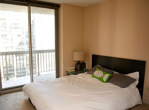 5th image of 222 N Columbus Dr APT 1208