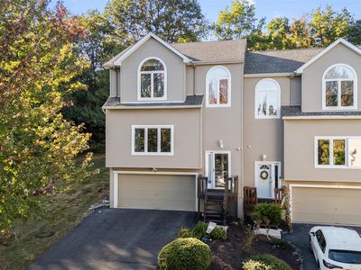 8 Ledger View Court, Highland Mills, NY, 10930