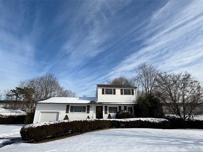 1831 Peck Avenue, Bay Shore, NY, 11706