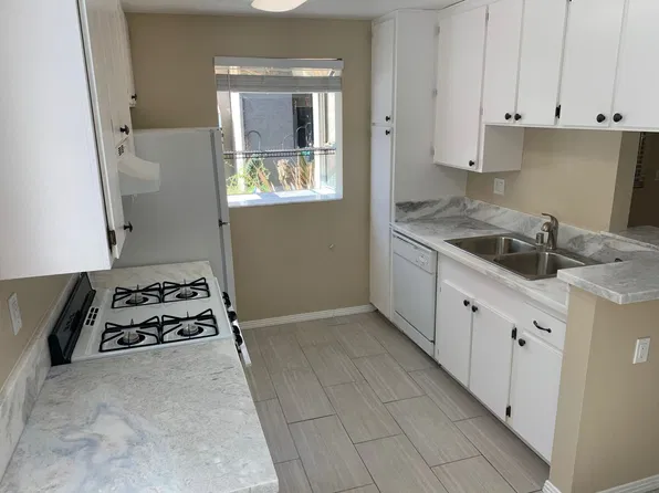 Chase Avenue East 960, 960 E Chase Ave APT K, El Cajon, CA 92020