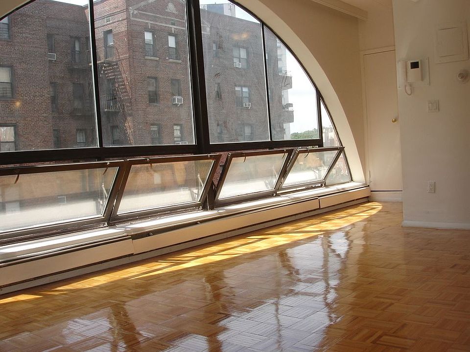 1st image of 10919 72nd Ave APT 4B