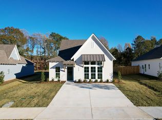294 Summer St, Opelika, AL 36804