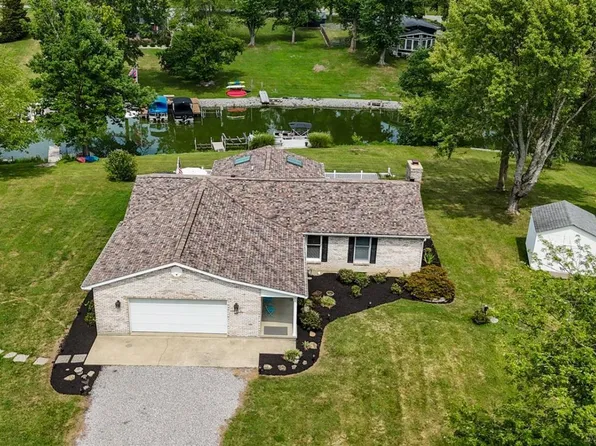 84 Flensburg Dr, Fayetteville, OH 45118