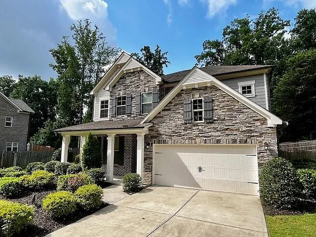 4 bed, 3.5 bath, 3220 sqft, $3,350 — Photo 1