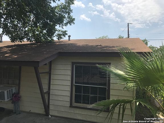 3rd image of 5507 Clark Ave