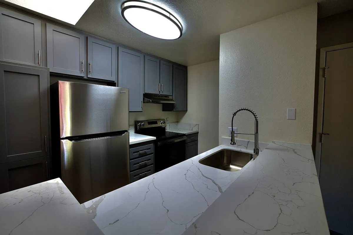 Upgraded Kitchen - Brookhollow