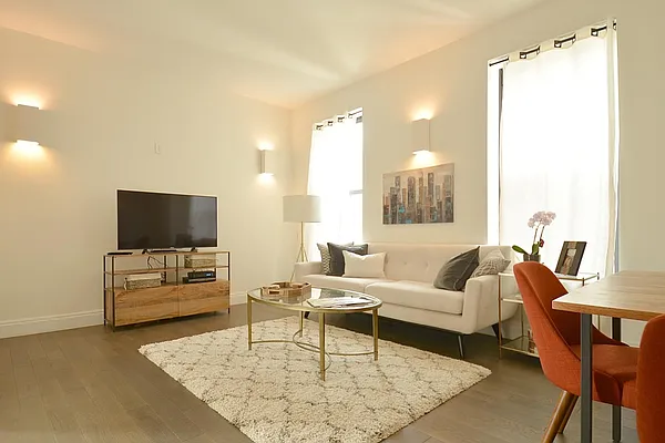 Rented by Keller Williams NYC | media 43