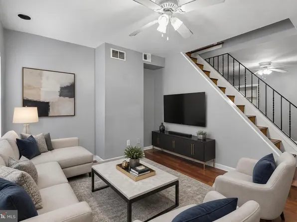 4648 Mansion St, Philadelphia, PA 19127