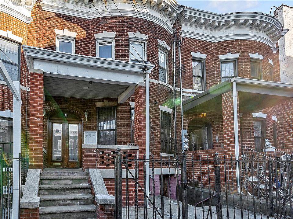 1st image of 21 Charlotte St