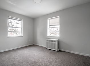 9111 2nd St #B-16, Baden, PA 15005