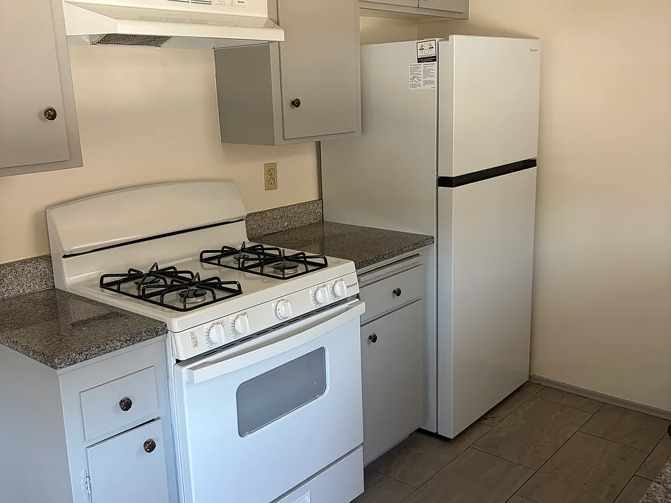 1188 N Cuyamaca St #10
