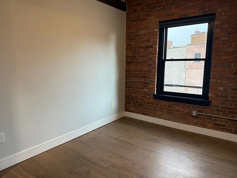 119-137 Hotel St #222 — Photo 15
