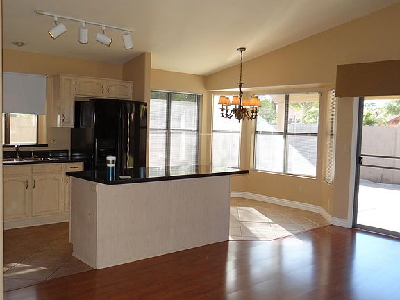 3rd image of 7139 W Morrow Dr