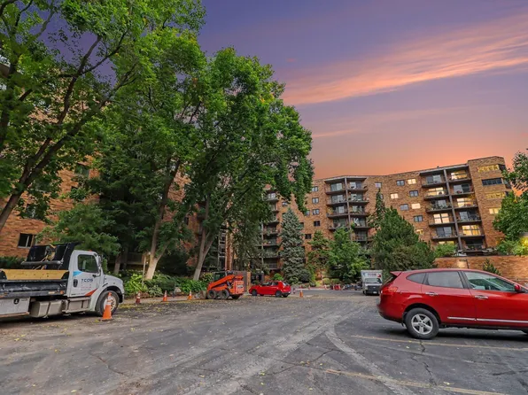 210 W Grant St APT 615, Minneapolis, MN 55403