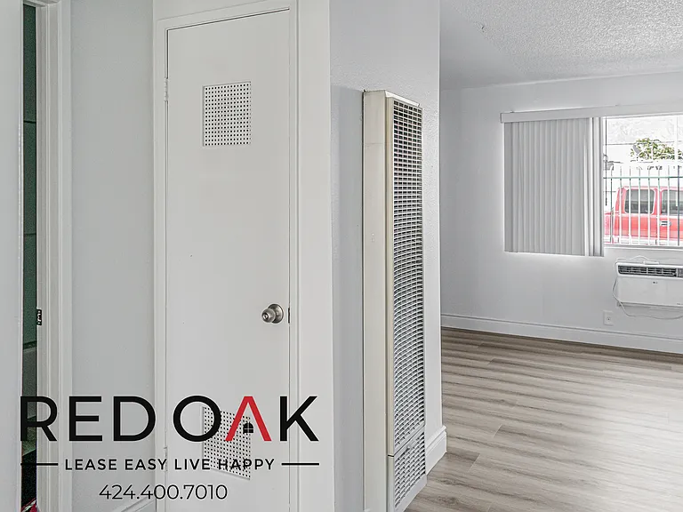 12767 San Fernando Rd #7 — Photo 11
