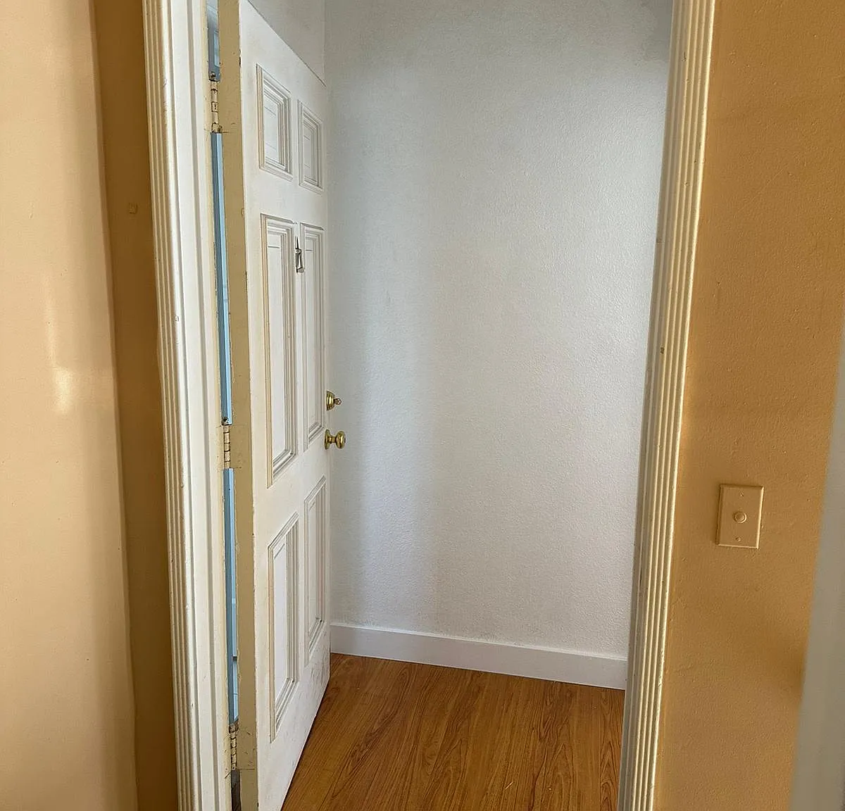 Studio, 400 sqft, $1,795 — Photo 2
