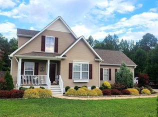 20 Davis Circle Dr, Zebulon, NC 27597