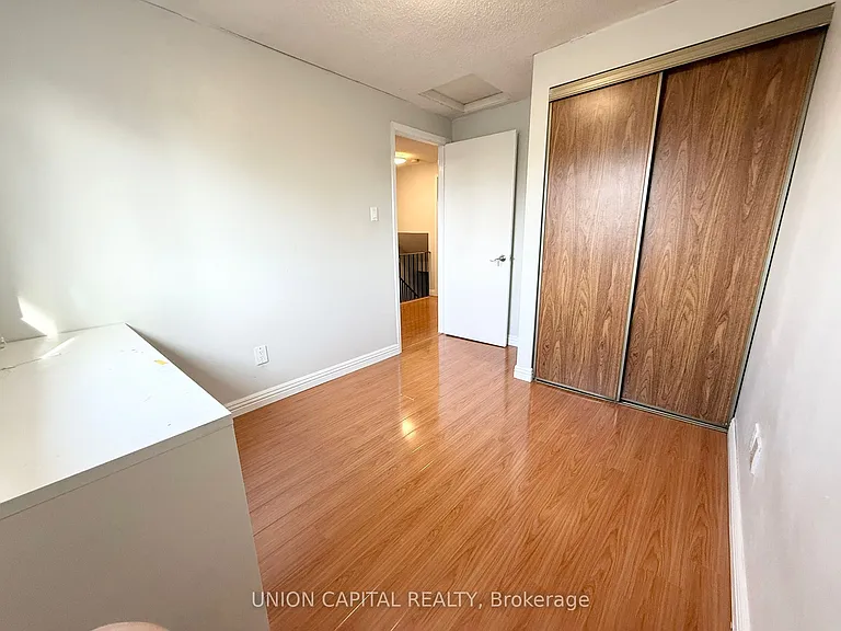115 Dunbar Cres — Photo 17