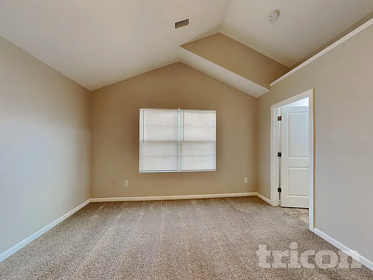 931 Rook Rd — Photo 7