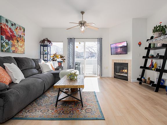 3rd image of 10336 W 55th Pl Unit 204