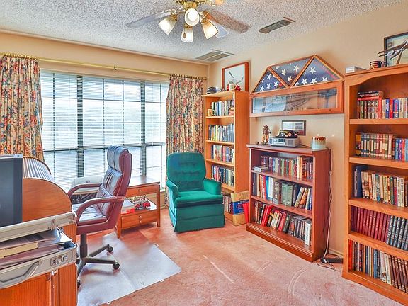 5th image of 1524 Westcreek Dr