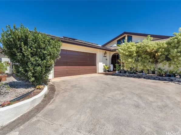 1559 Ala Napunani St, Honolulu, HI 96818