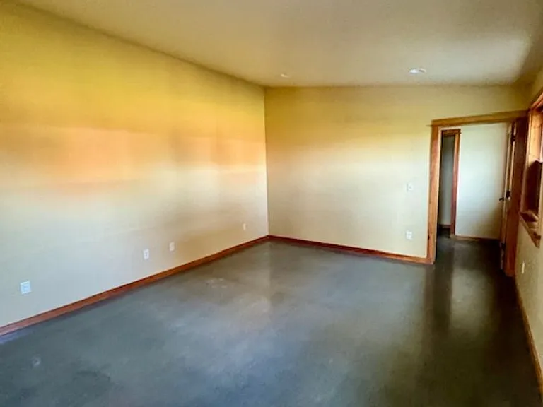 4020 Annie St — Photo 51