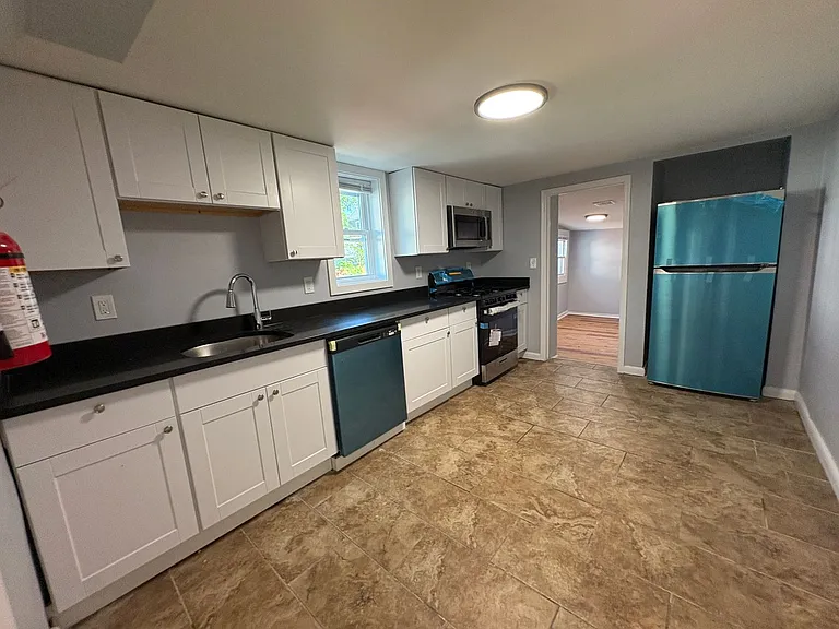 1219 Washington Ave — Photo 15