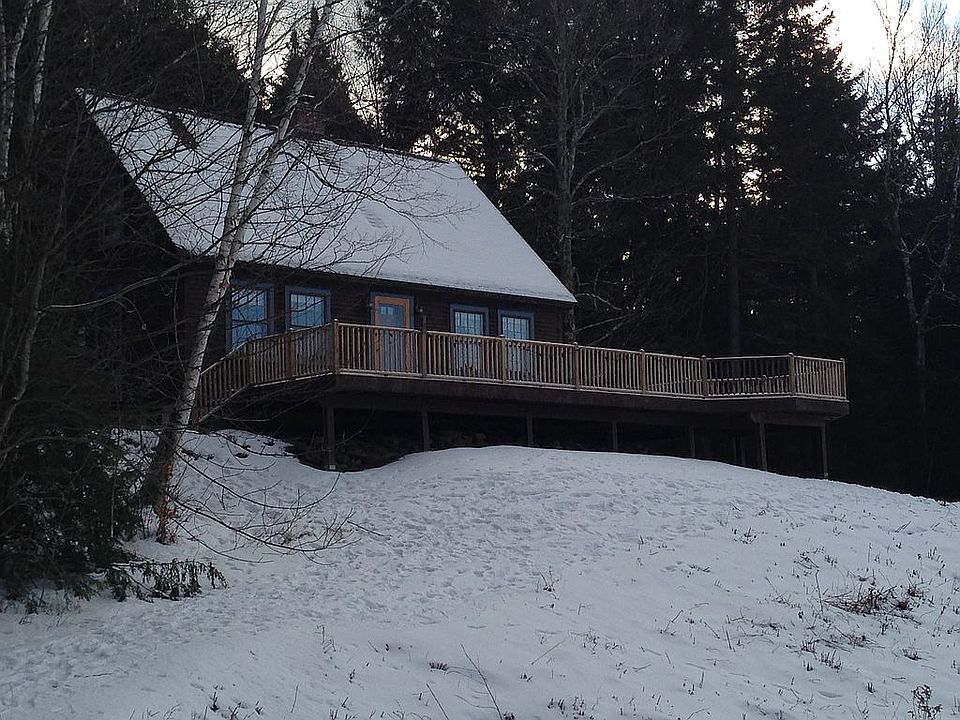 2nd image of 715 Glenbrook Rd