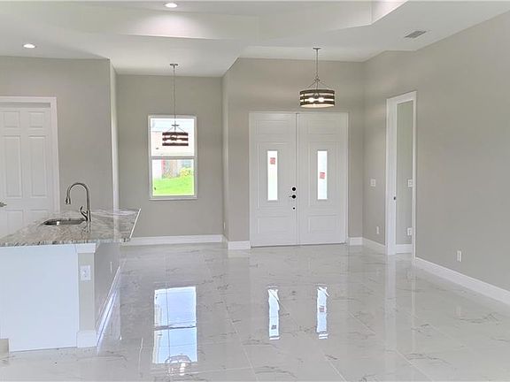 4th image of 4626 Flora Ave N